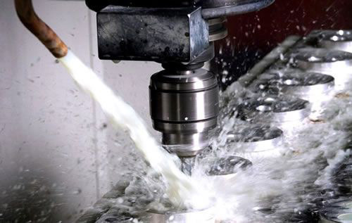 加工液起泡的解決方法與消泡劑的應用