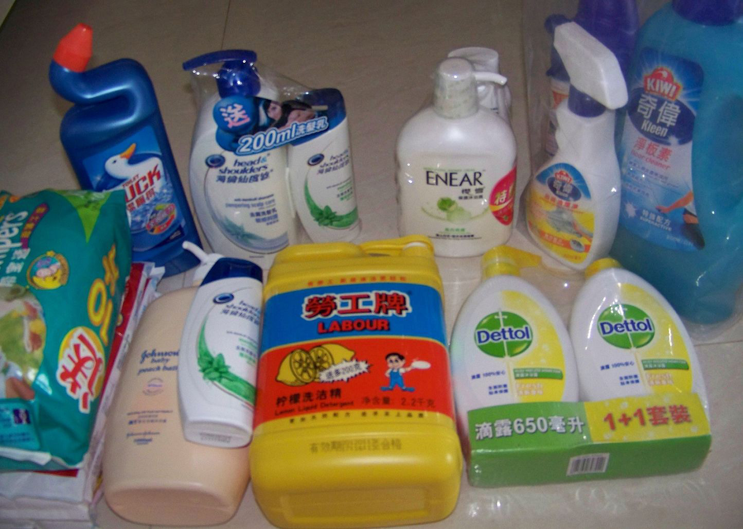 有洗潔精的地方就用中聯(lián)邦洗潔精消泡劑