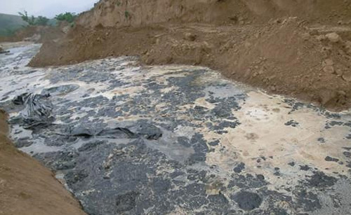 不怕油田污水處理難題的油田污水處理消泡劑