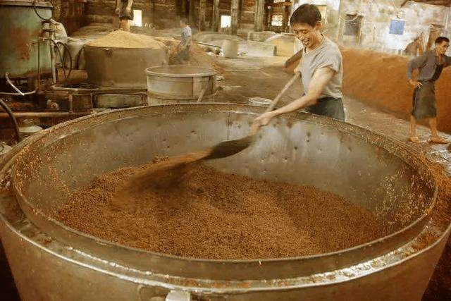 發酵不起泡了，原來是用了發酵消泡劑