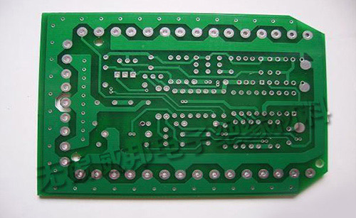 線路板消泡劑在線路板顯影中應(yīng)用 線路板消泡劑在線路板顯影中應(yīng)用